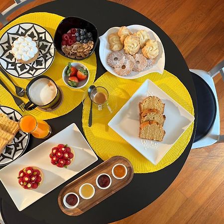 Miss Scola Pastry Rooms - Lake Como Абадия Лариана Екстериор снимка